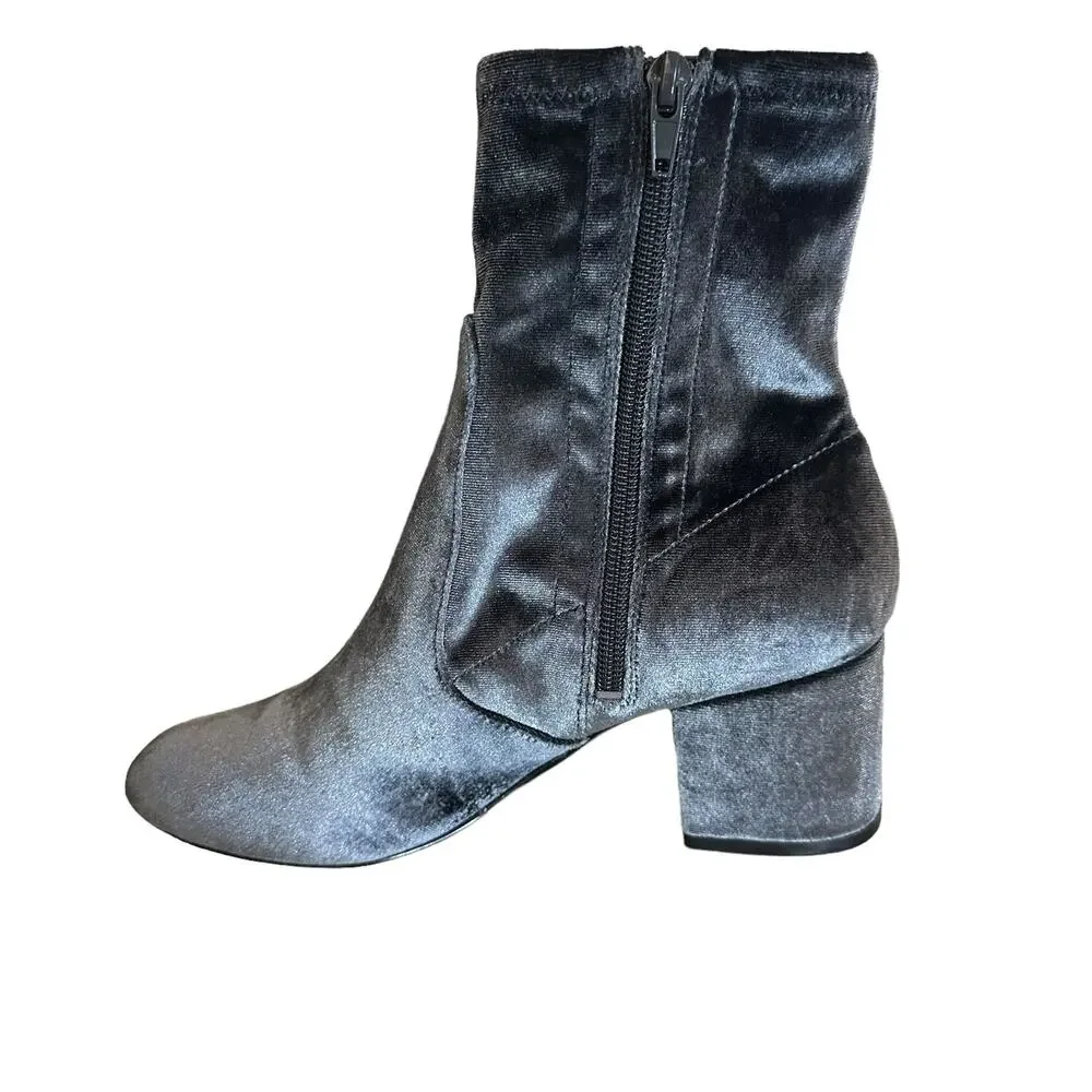 Ivanka‎ Trump Presli  velvet booties grey size 7. - Picture 6 of 10